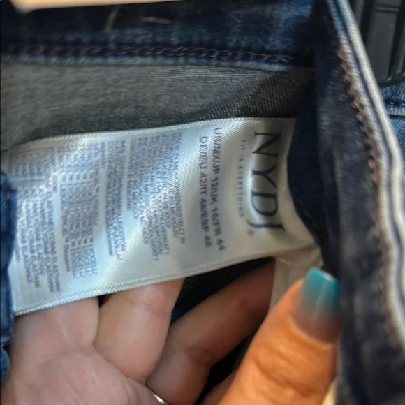 NWT NYDJ Sheri Slim Straight Leg Jeans